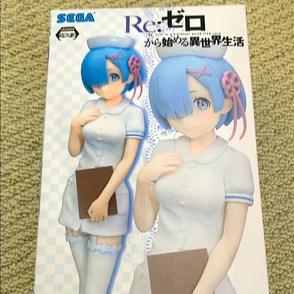 Re: Zero Rem (Nurse Costume) Figure - Picture 1 of 2